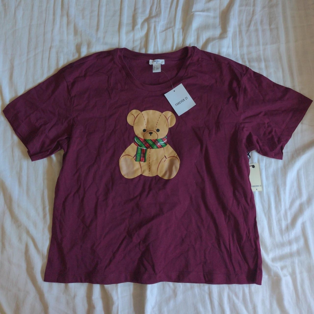 Forever 21 Maroon Short Sleeve Tee with Teddy Bear Graphic